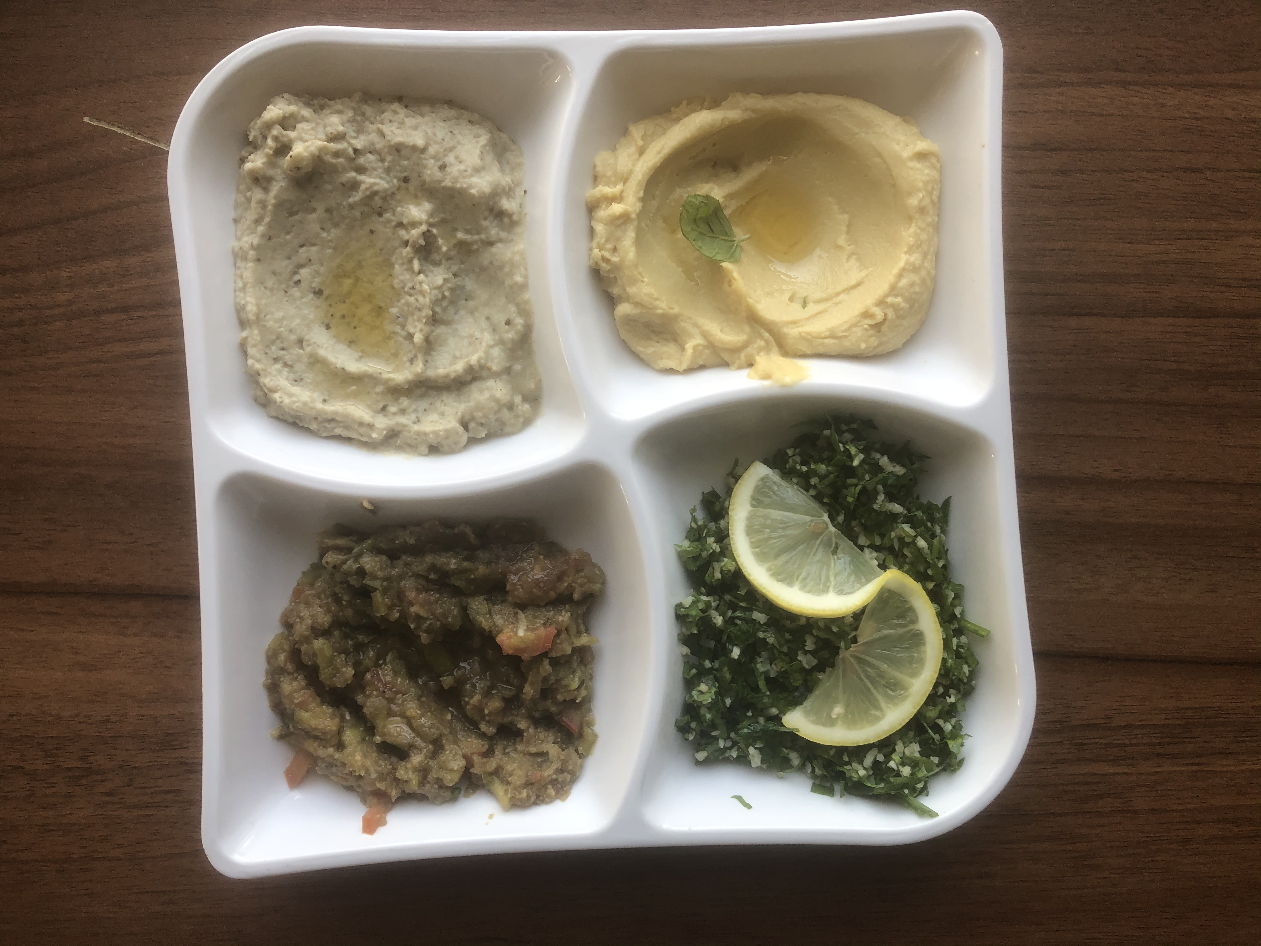 مقبلات مشكلة/Mixed Appetizers