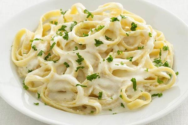 فيتوتشيني/Fettuccine