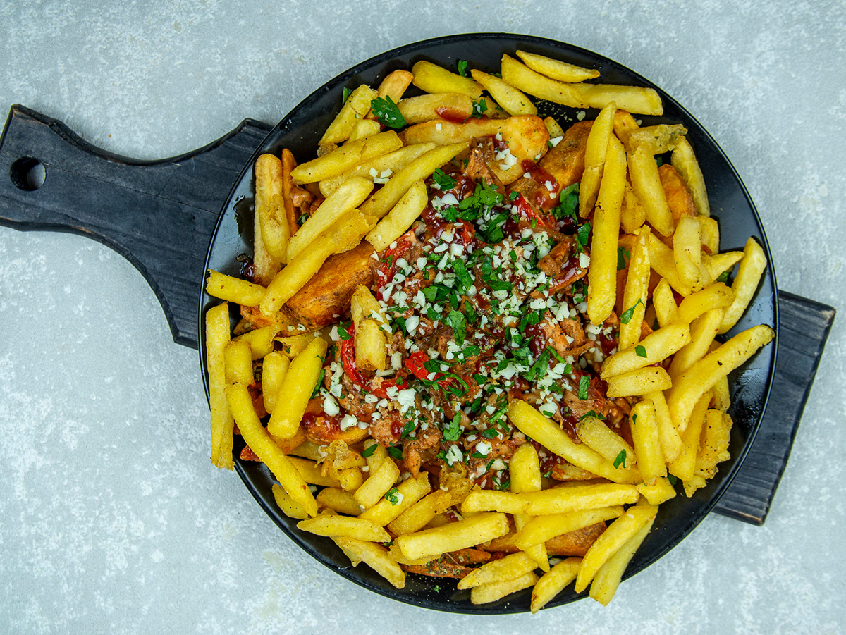 (chicken) fries potine