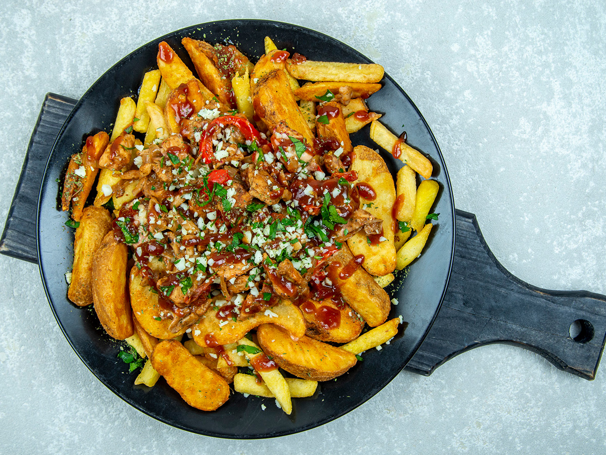 wedges potine (chicken)