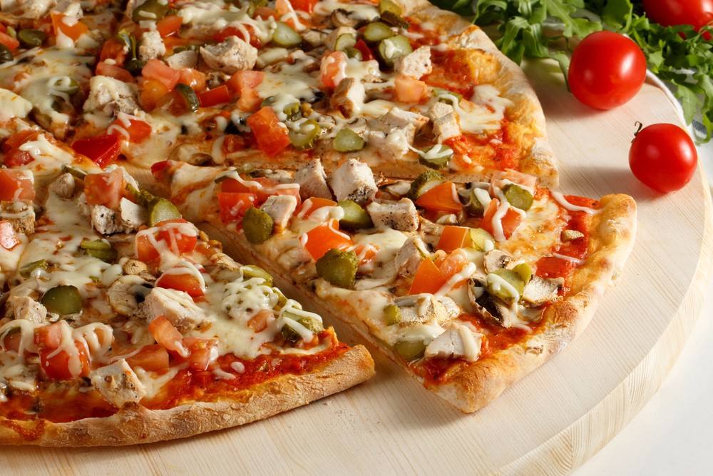 بيتزا دجاج/Chicken Pizza