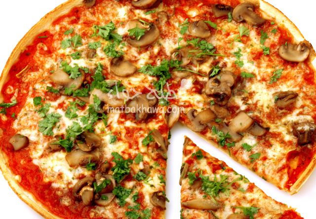 بيتزا مشروم/Mushroom Pizza