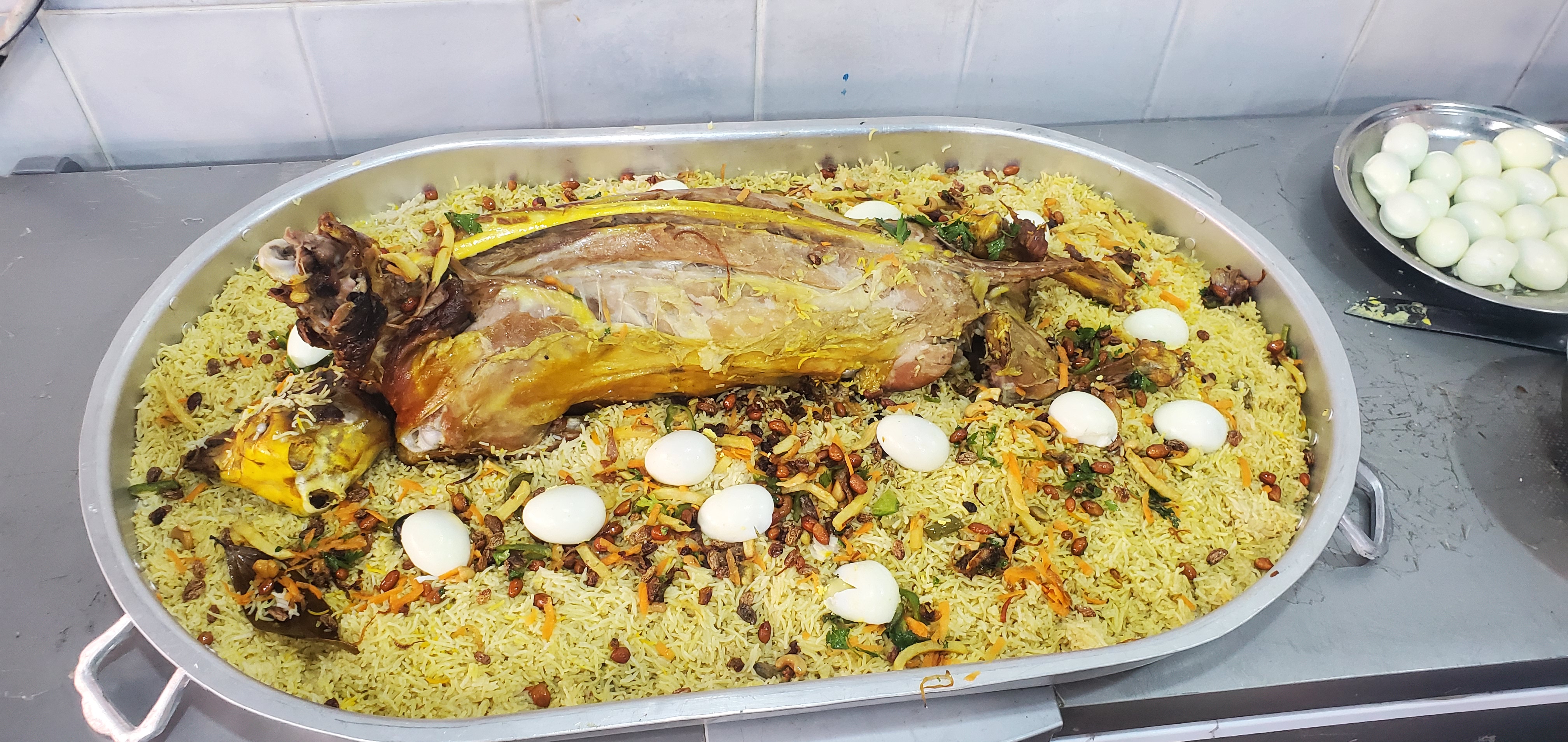 ذبيحة لحم مندي