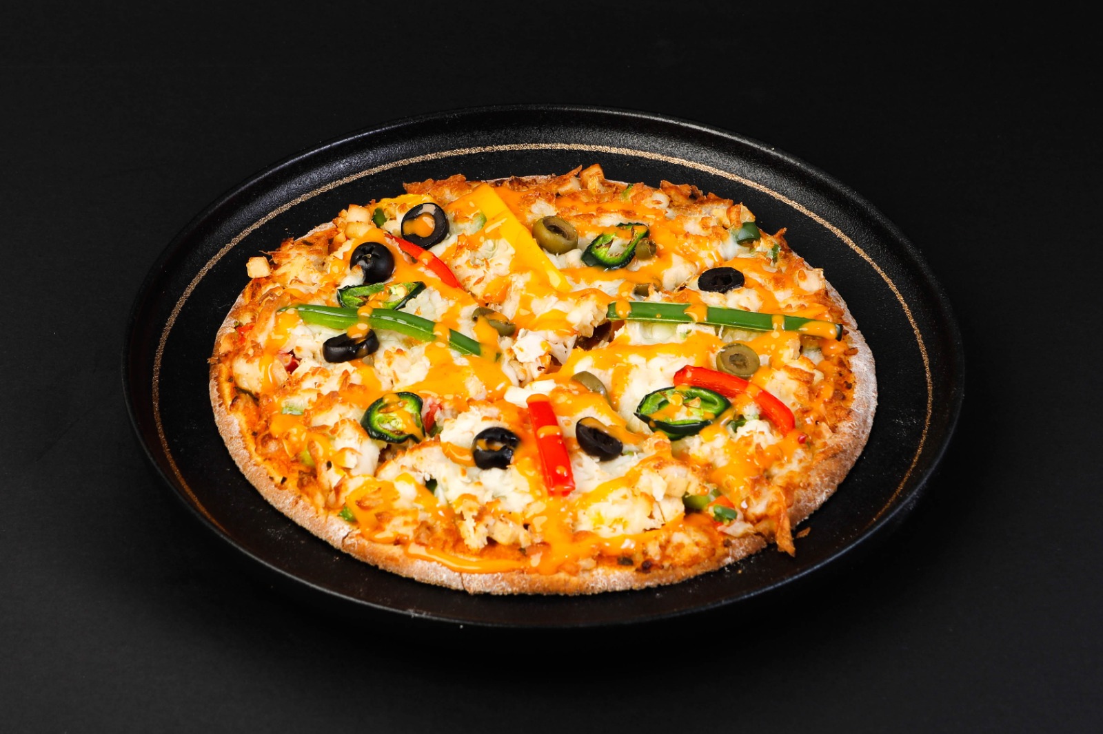 بيتزا سكالوب بافلو دجاج