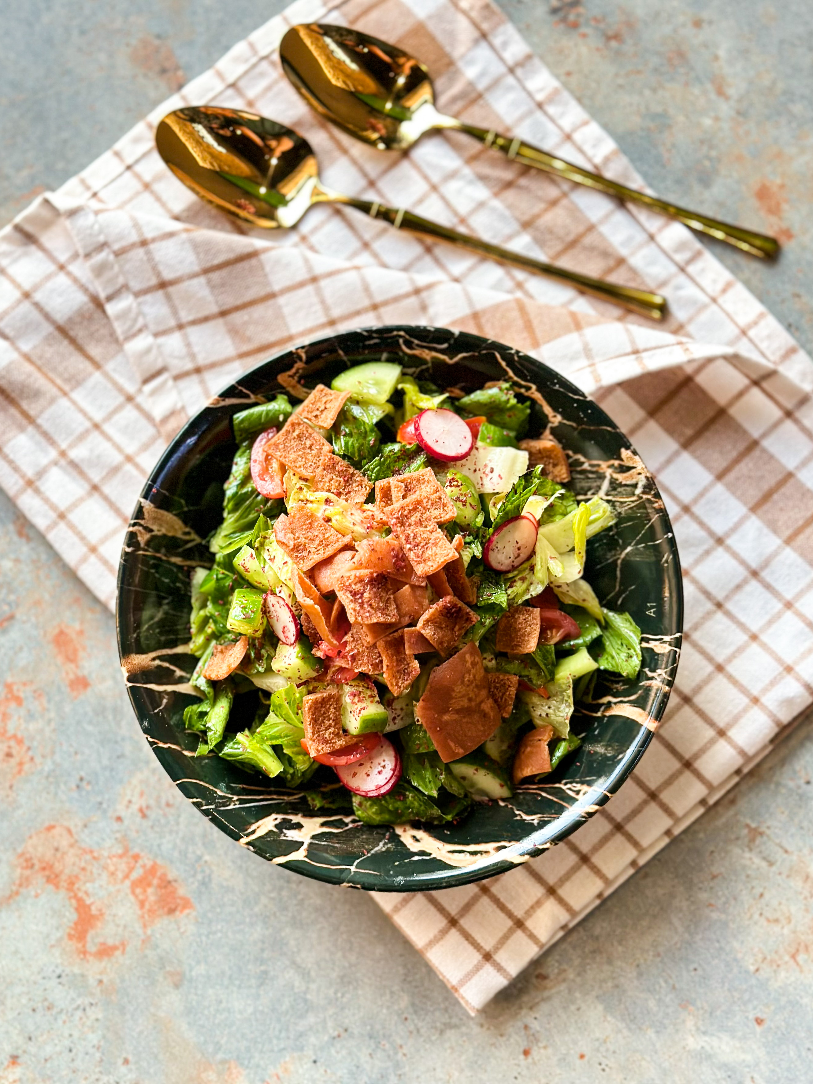 سلطة فتوش/Fattoush salad