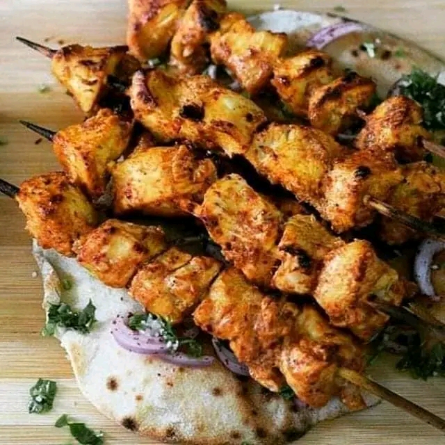 كباب شيش طاووق 