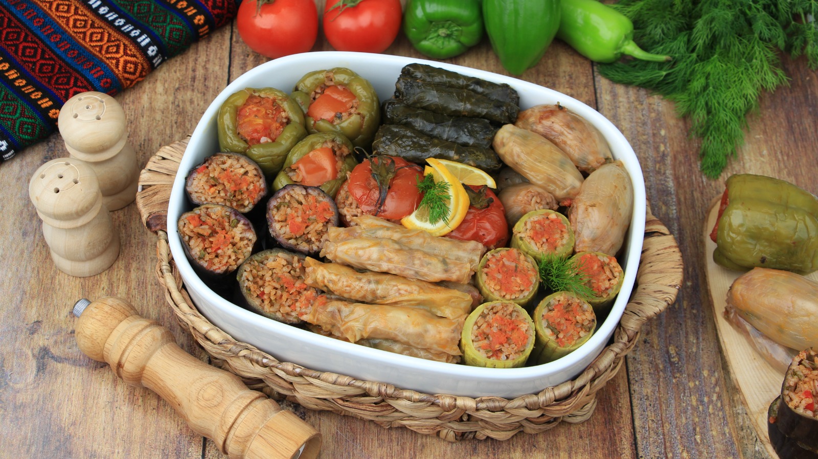 Mixed vegetable stuffing محاشي مشكل خضار Karışık sebze dolması