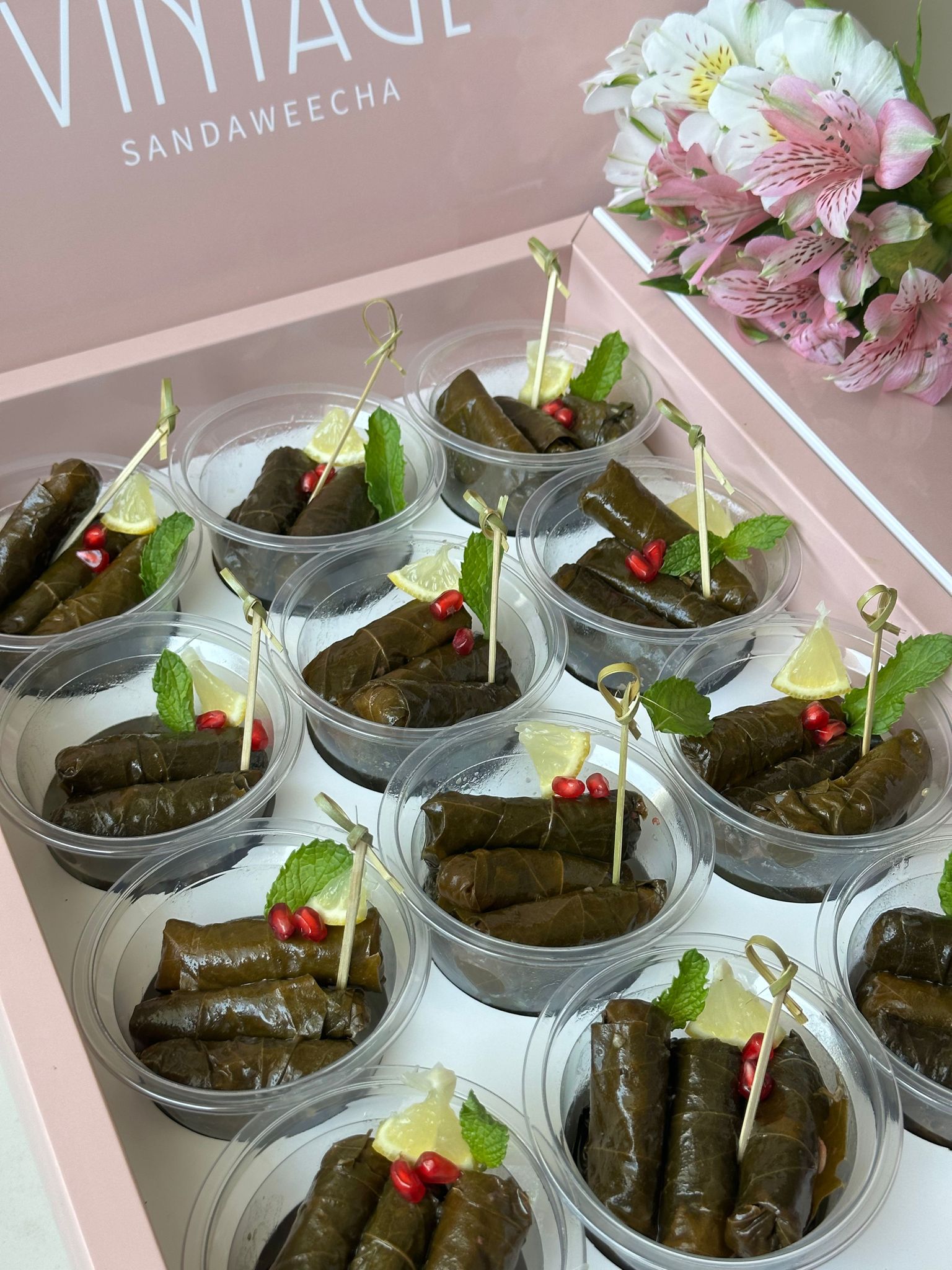 ورق عنب ١٢ حبة