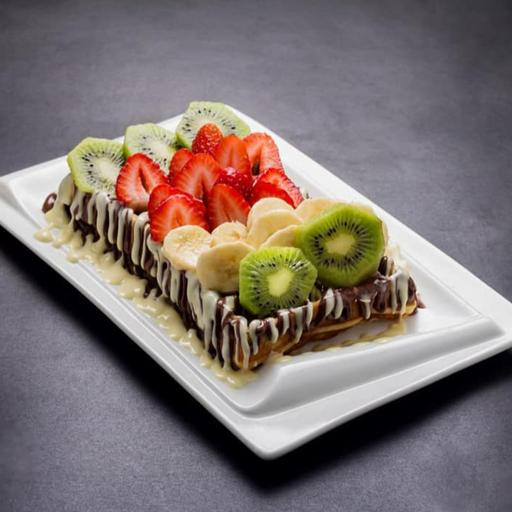 وافل مع الفواكة الطازجة