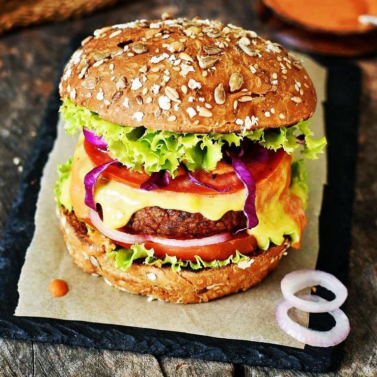 برجر لحم او دجاج