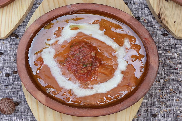 فول بالجبن