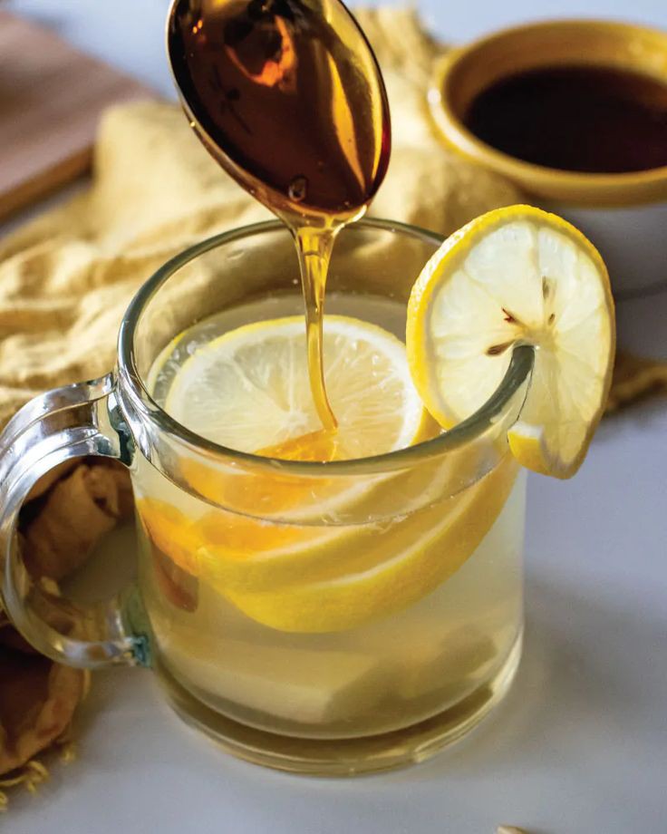 GOLDEN LEMON AND GINGER Tea