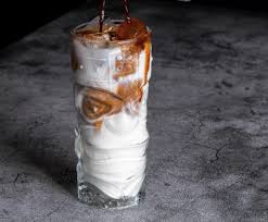 ايس وايت شيكن موكا 