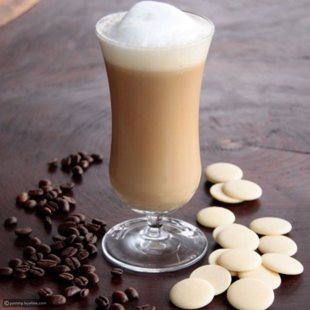 ايس وايت شيكن موكا 