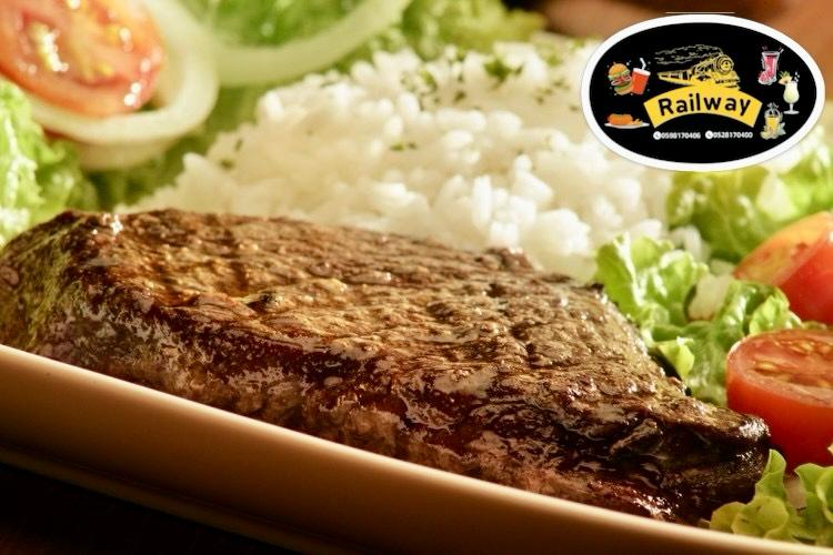 وجبة ستيك لحمة مع أرز