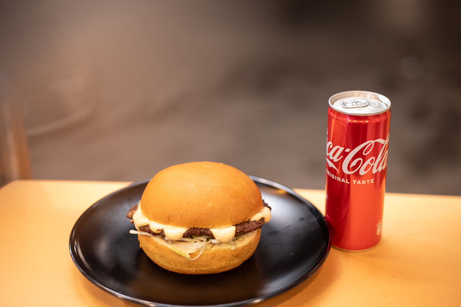 سندوتش برقر لحم مشوي 