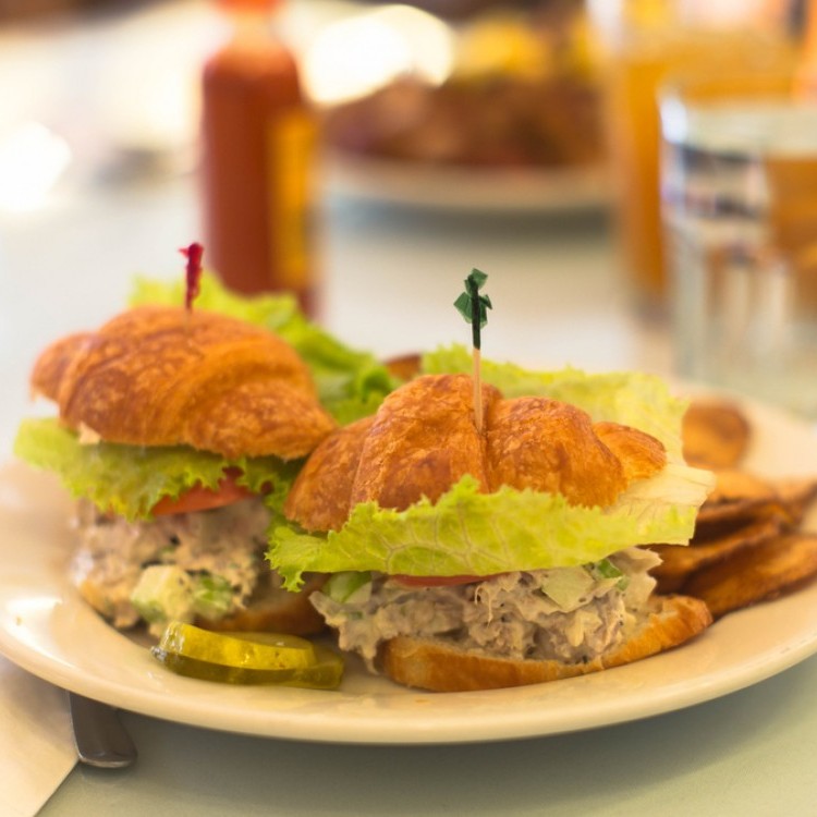 كرواسون تونة