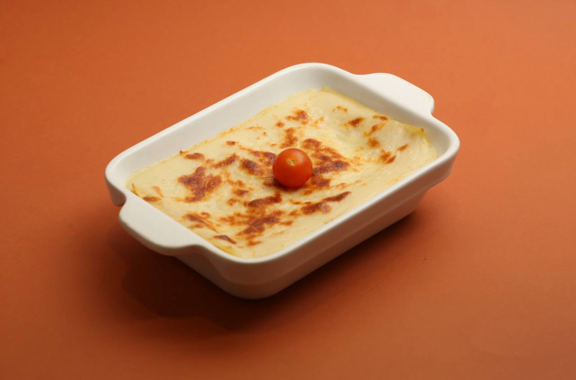 لازانيا باللحم