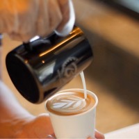لاتيه