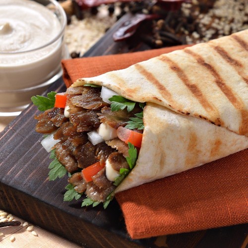 سندوش شاورما لحم