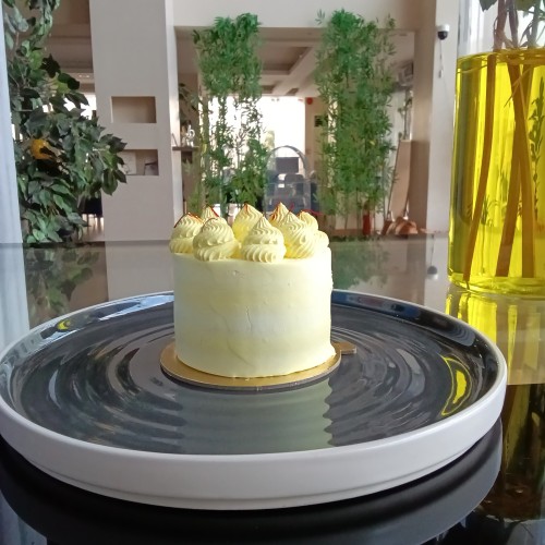 Saffron Cake