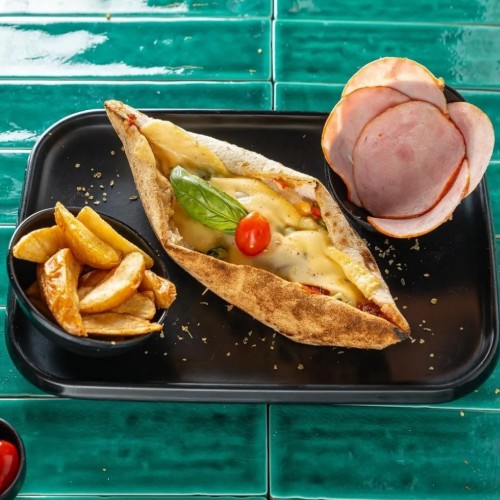 Panuozzo Jambon fumé (1 fromage et potatos gratuits)