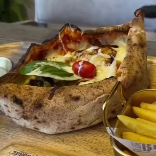 Panuozzo Viande Hachée (1 fromage et potatos gratuits)