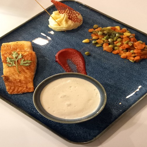 Grilled Salmon / سمك سالمون مشوي
