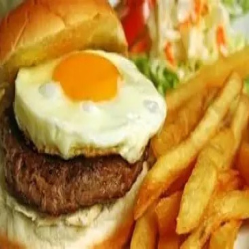 برجر دجاج / لحم + بيض + جبن + بطاطس
